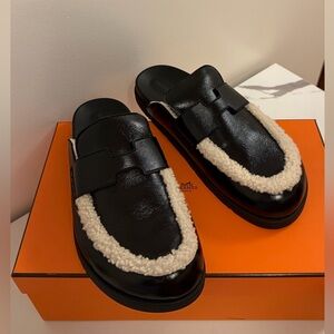 Hermes Go Mule Femme Black Leather and Shearling - Brand new!!!